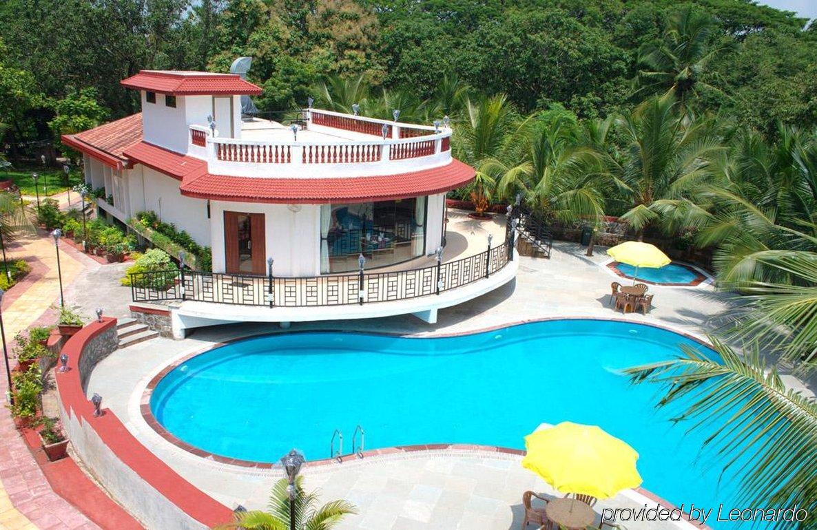 Golden Toff Resort Utan Exterior photo
