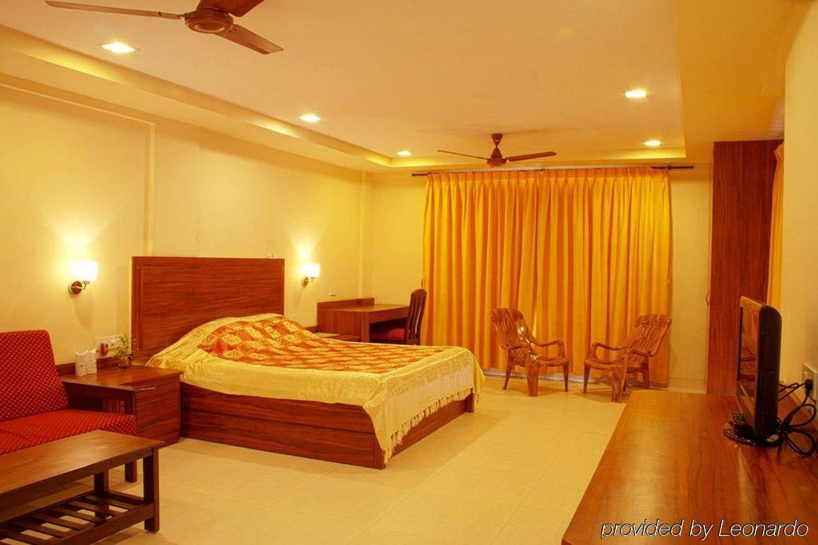 Golden Toff Resort Utan Exterior photo