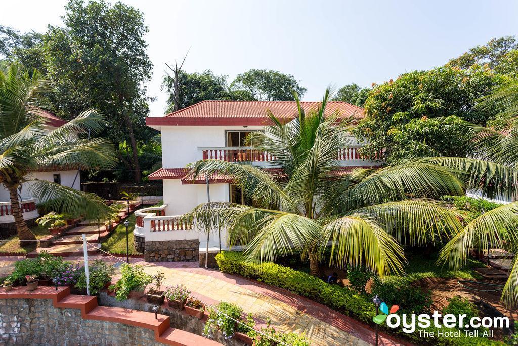 Golden Toff Resort Utan Exterior photo