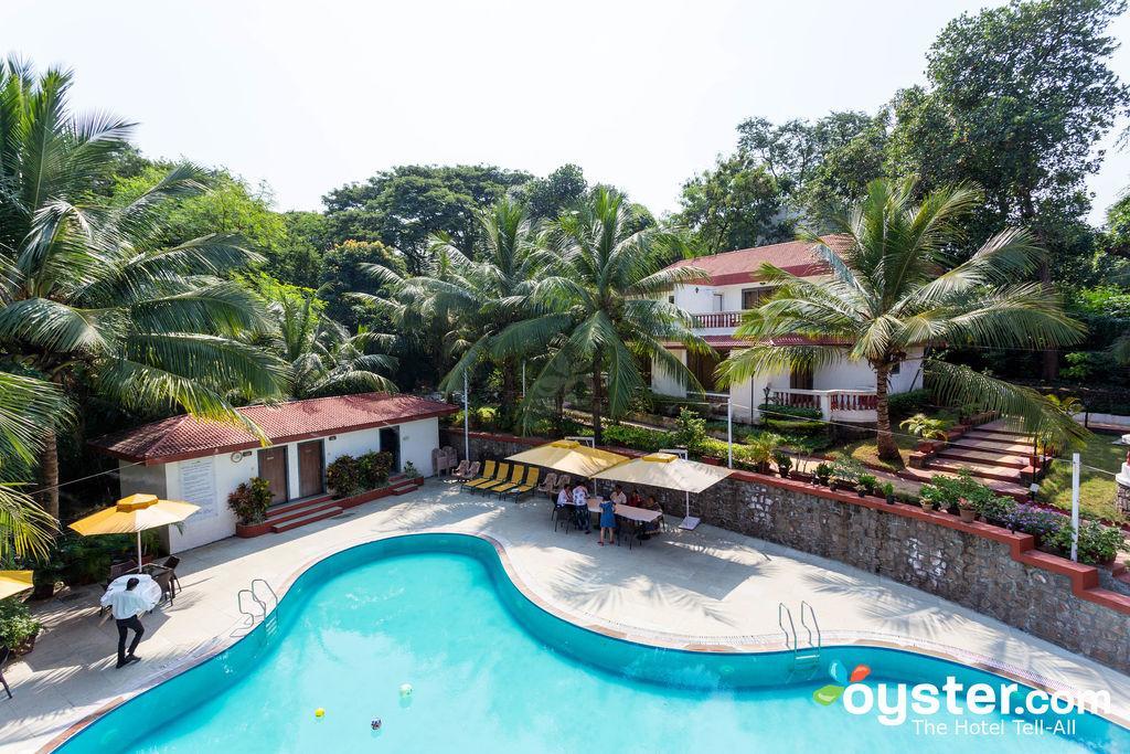 Golden Toff Resort Utan Exterior photo